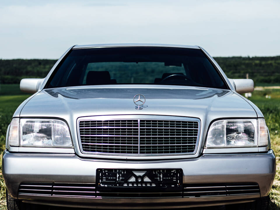 Image 8/57 de Mercedes-Benz 500 SE (1992)
