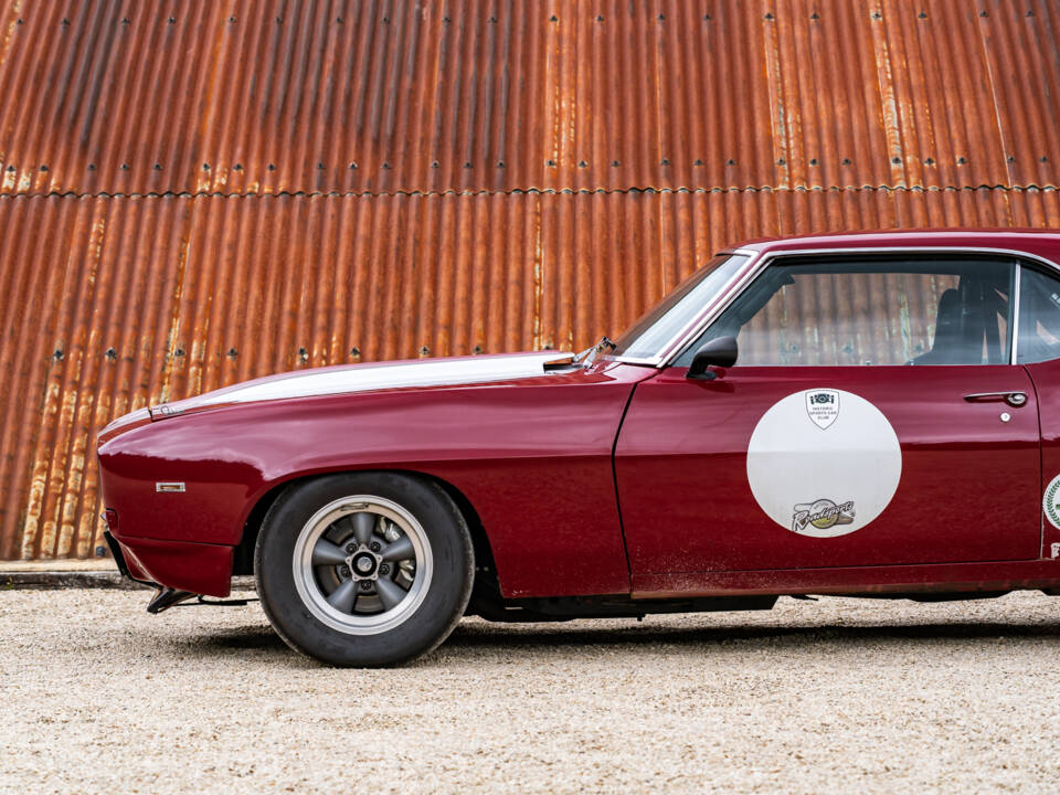 Immagine 15/37 di Chevrolet Camaro (1969)