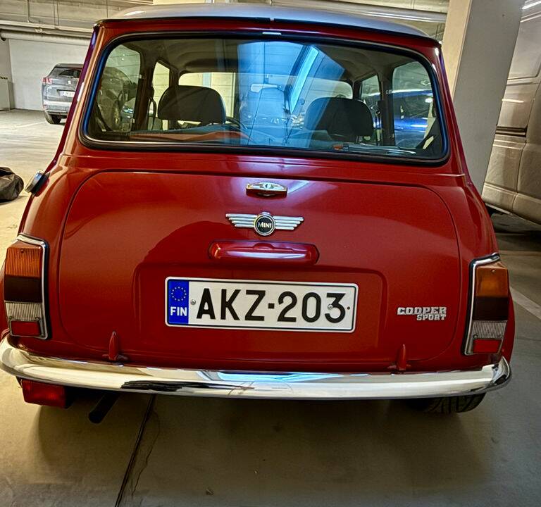 Image 8/8 of Rover Mini 1.3i (2000)