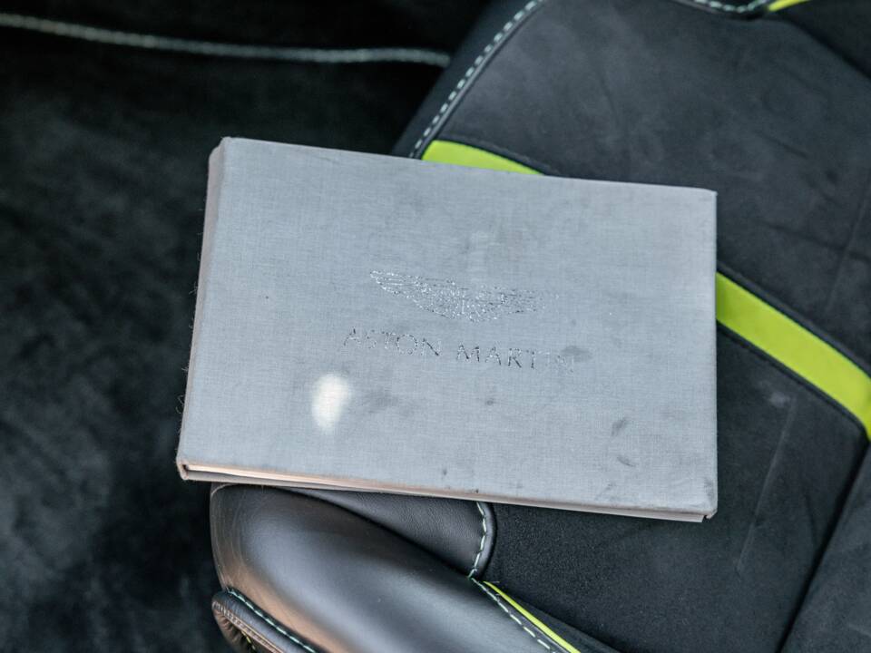 Image 18/60 of Aston Martin Rapide AMR (2019)