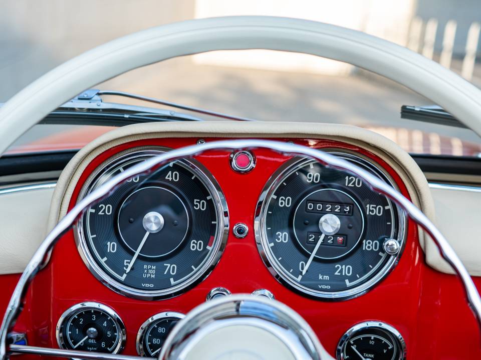 Immagine 26/34 di Mercedes-Benz 190 SL (1958)