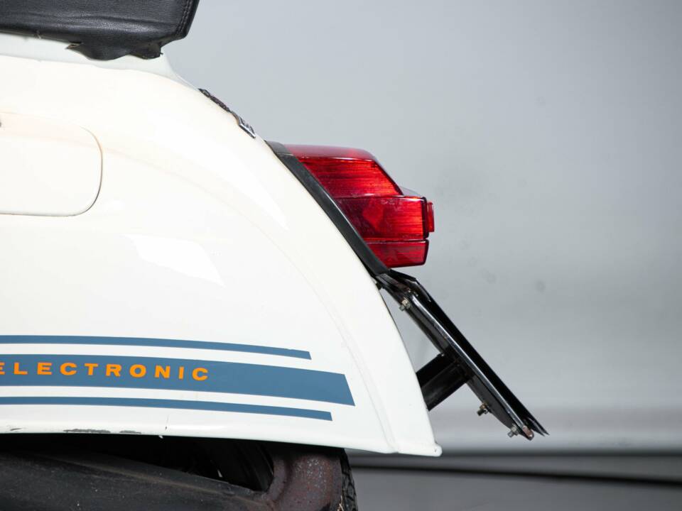 Image 29/33 of Piaggio DUMMY (1982)