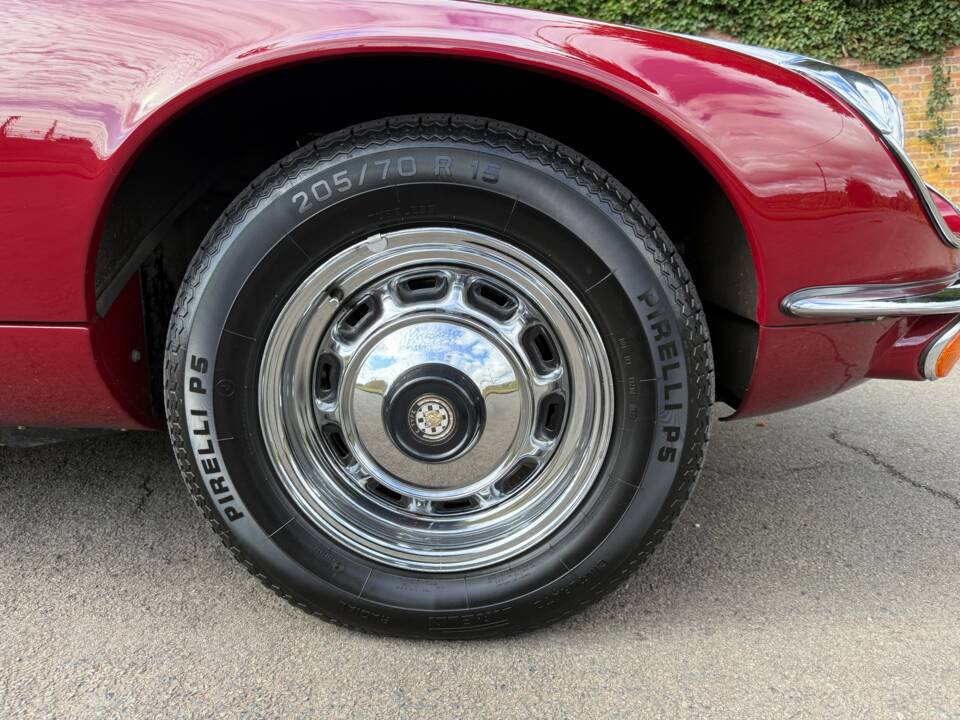 Bild 10/21 von Jaguar E-Type V12 (2+2) (1971)