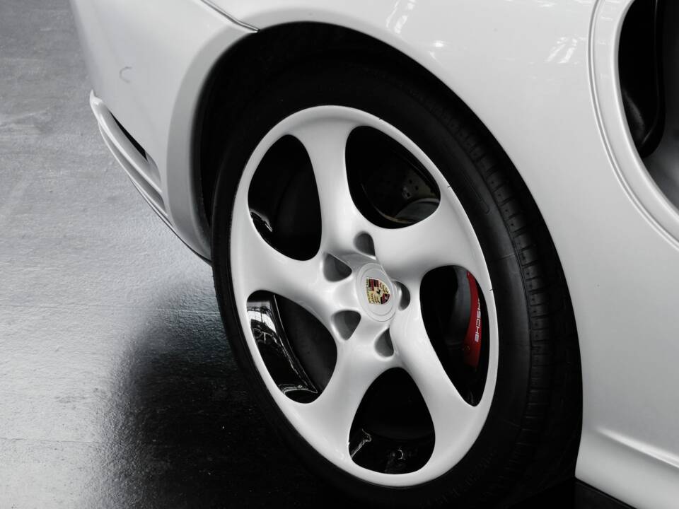 Image 45/49 of Porsche 911 Turbo (2002)