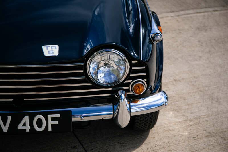Image 18/31 of Triumph TR 5 PI (1968)