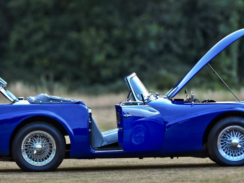 Bild 20/50 von Daimler SP 250 (1963)
