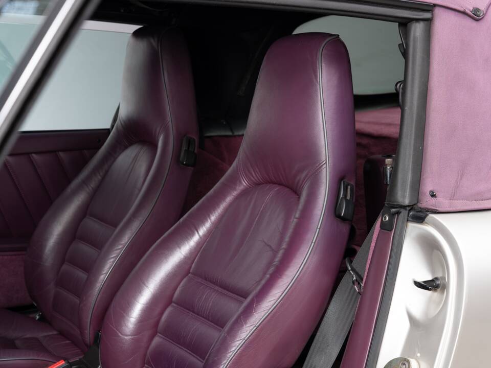 Image 29/41 de Porsche 911 Carrera 2 (1992)