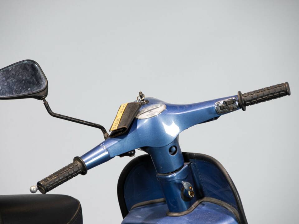 Bild 21/30 von Piaggio Vespa 125 Primavera ET3 (1977)