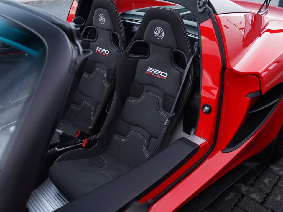 Image 16/50 of Lotus Elise Cup 250 (2017)