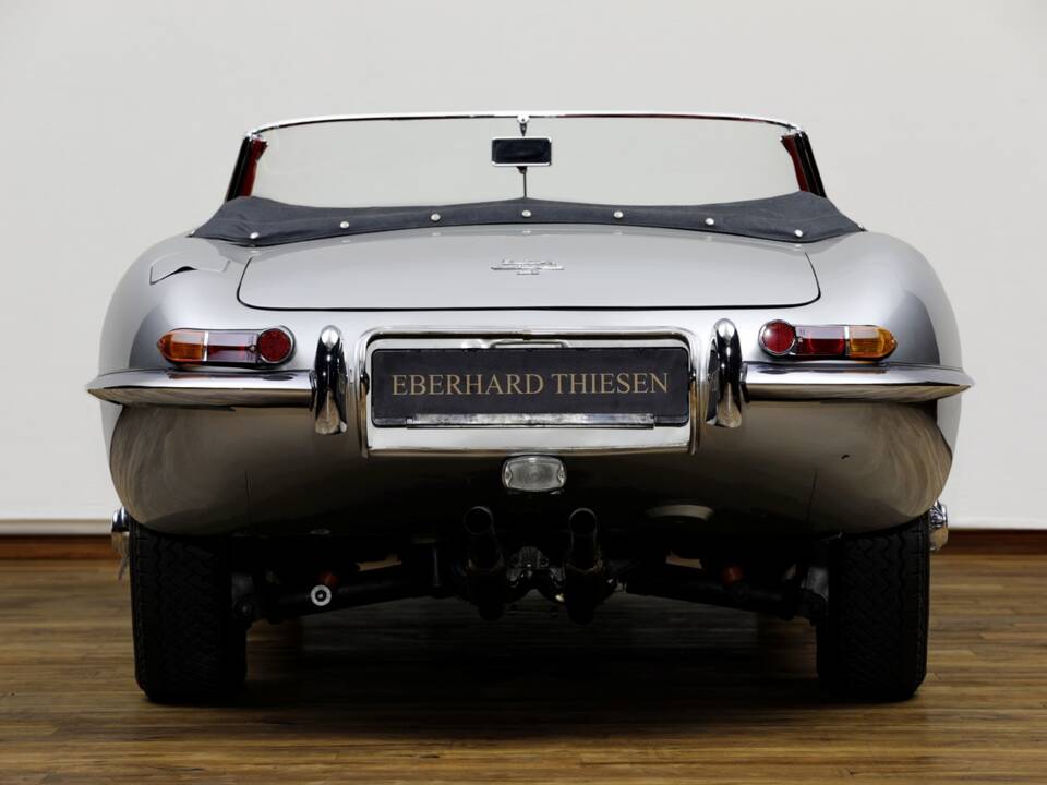 Afbeelding 8/27 van Jaguar E-Type 4.2 (1966)