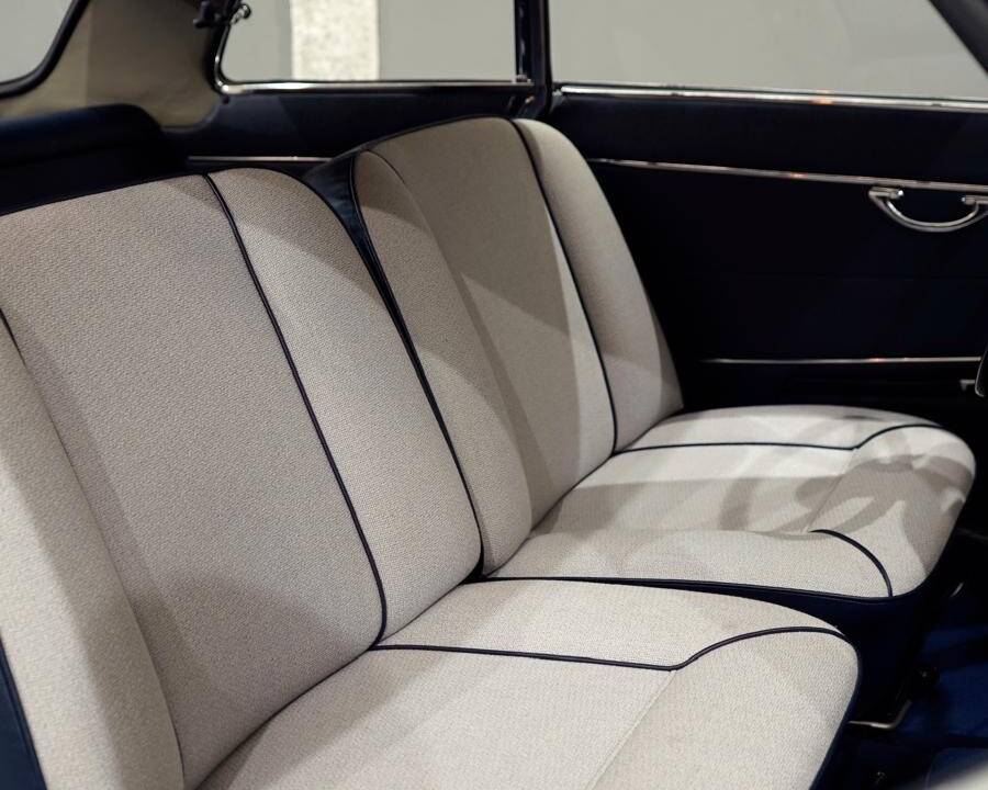 Image 6/16 of Alfa Romeo Giulia 1600 Sprint (1962)