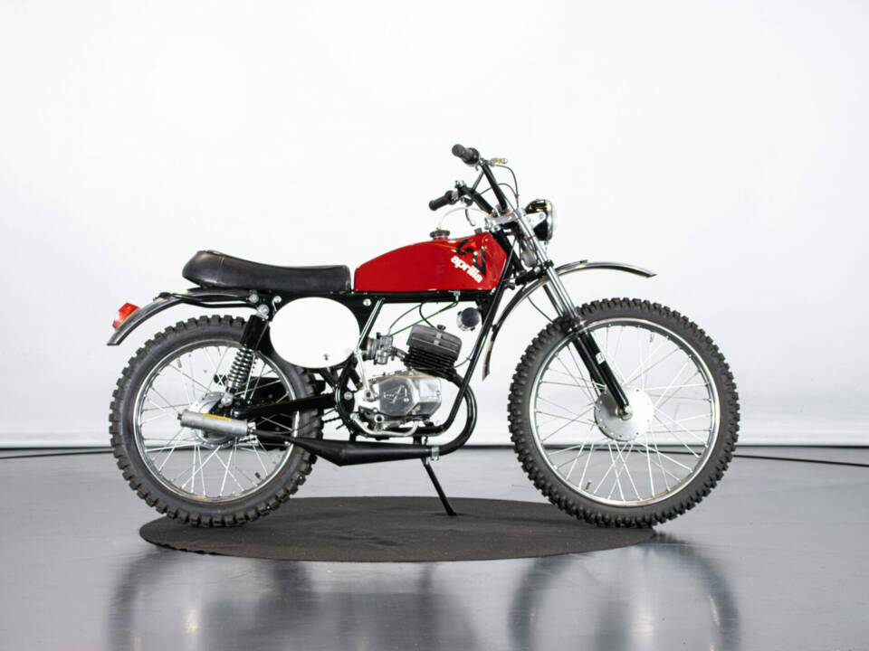 Immagine 5/49 di Aprilia Scarabeo 50 (1972)