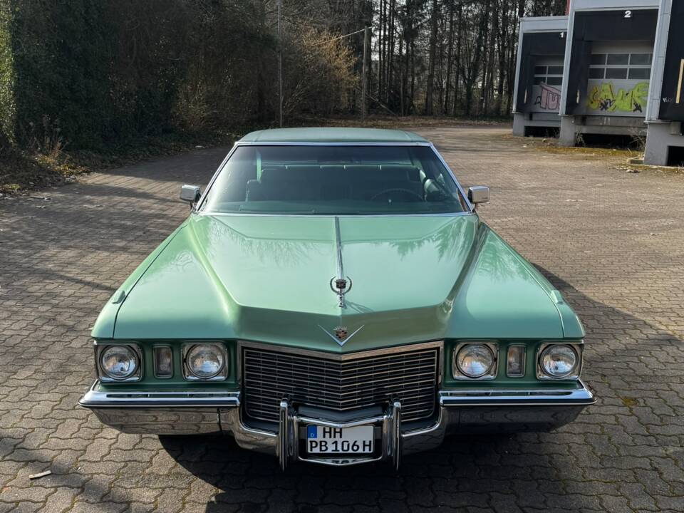 Image 7/18 of Cadillac Sedan DeVille (1971)