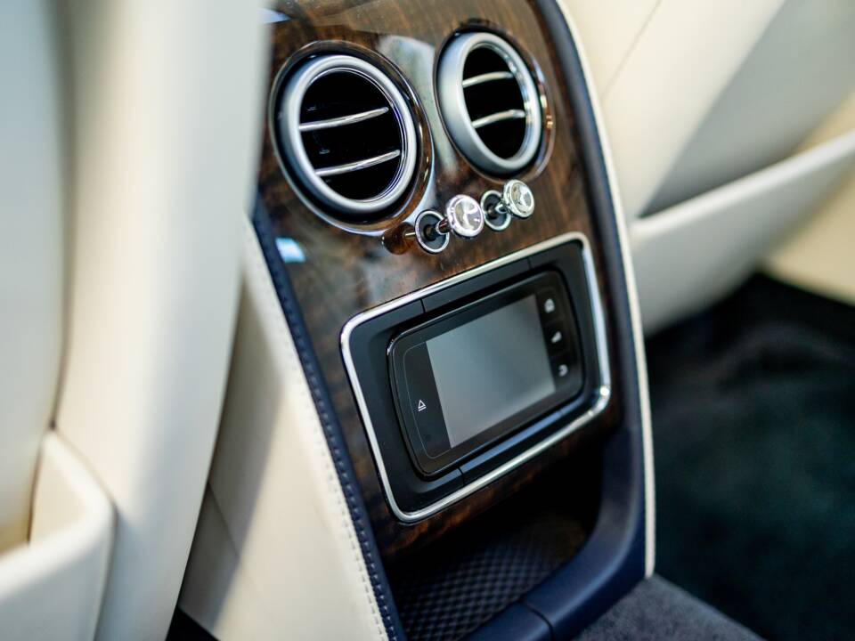 Imagen 28/31 de Bentley Continental Flying Spur (2013)