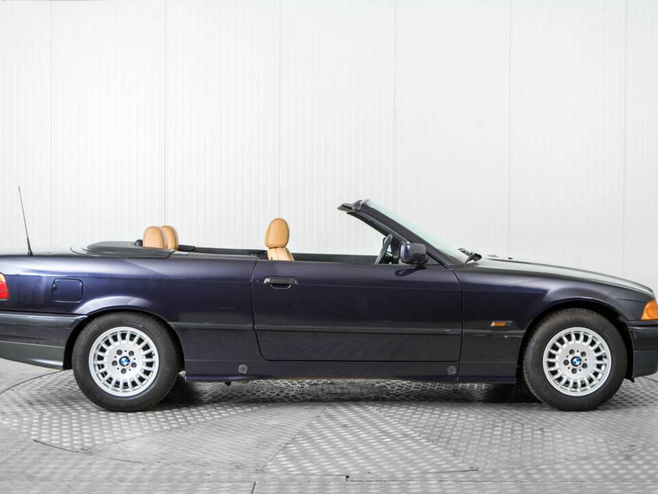 Bild 10/50 von BMW 318i (1996)