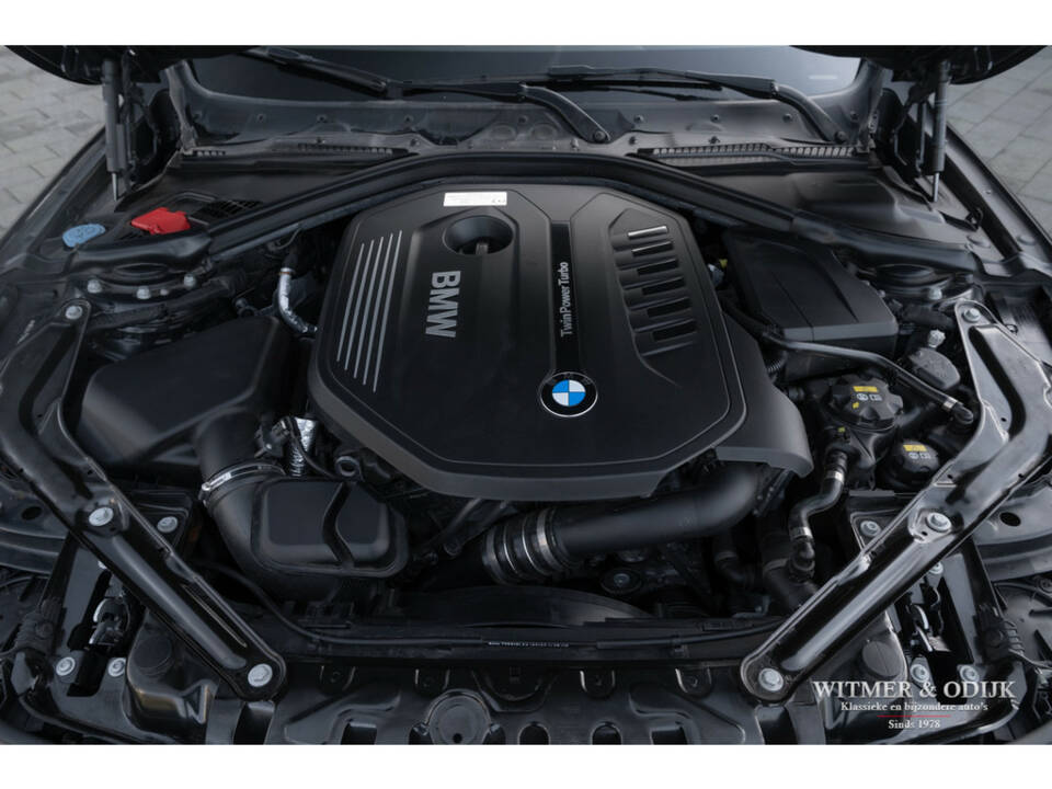 Image 44/45 de BMW 440i (2017)