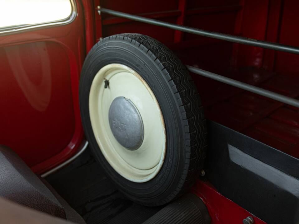 Bild 36/43 von FIAT 500 C Furgonato (1950)