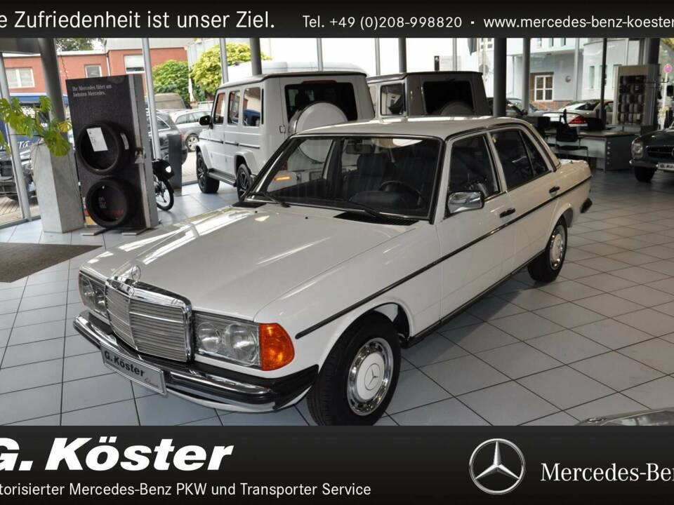 Image 1/15 de Mercedes-Benz 200 (1980)