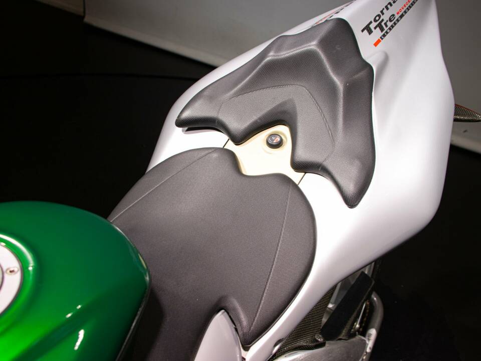 Bild 42/50 von Benelli DUMMY (2002)