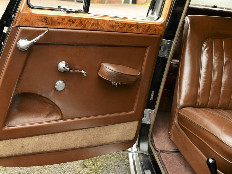 Image 32/50 of Bentley Mark VI (1950)