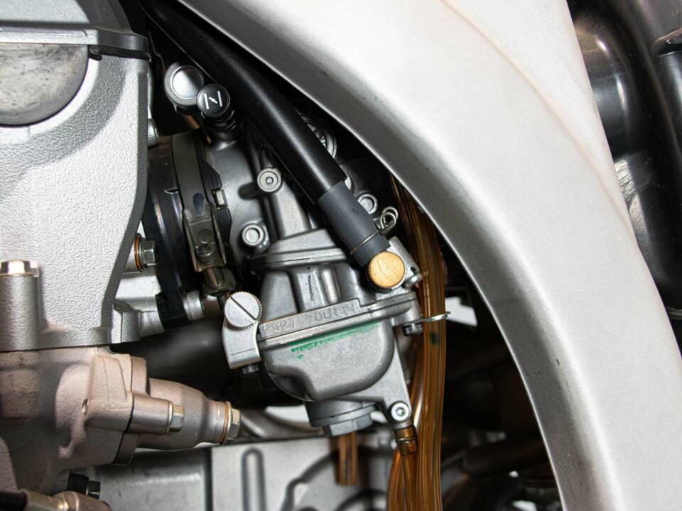 Image 49/50 de Yamaha DUMMY (2007)