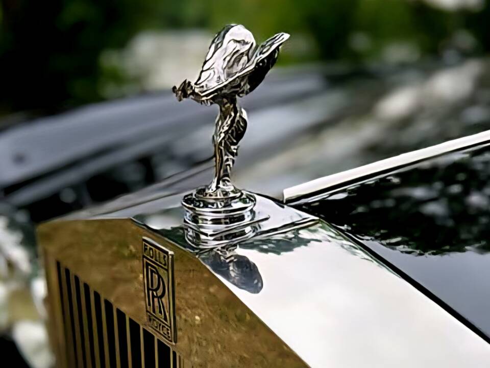 Image 2/12 of Rolls-Royce Corniche I (1976)