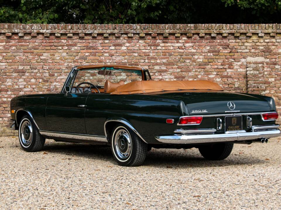 Afbeelding 2/50 van Mercedes-Benz 280 SE (1969)