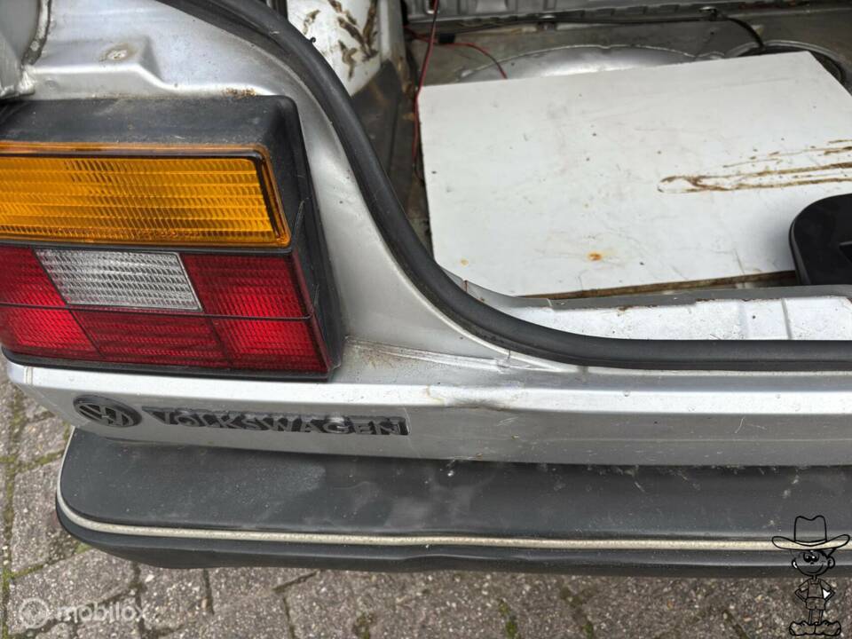 Bild 17/31 von Volkswagen Jetta 2,0 (1984)
