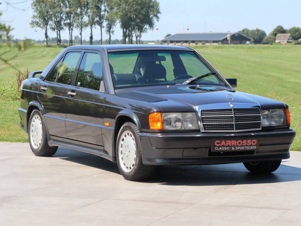 Immagine 48/50 di Mercedes-Benz 190 E 2.3-16 (1986)