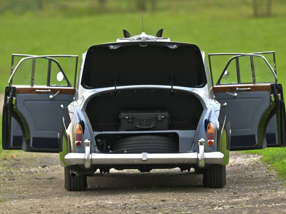 Image 23/50 of Rolls-Royce Silver Cloud I (1958)