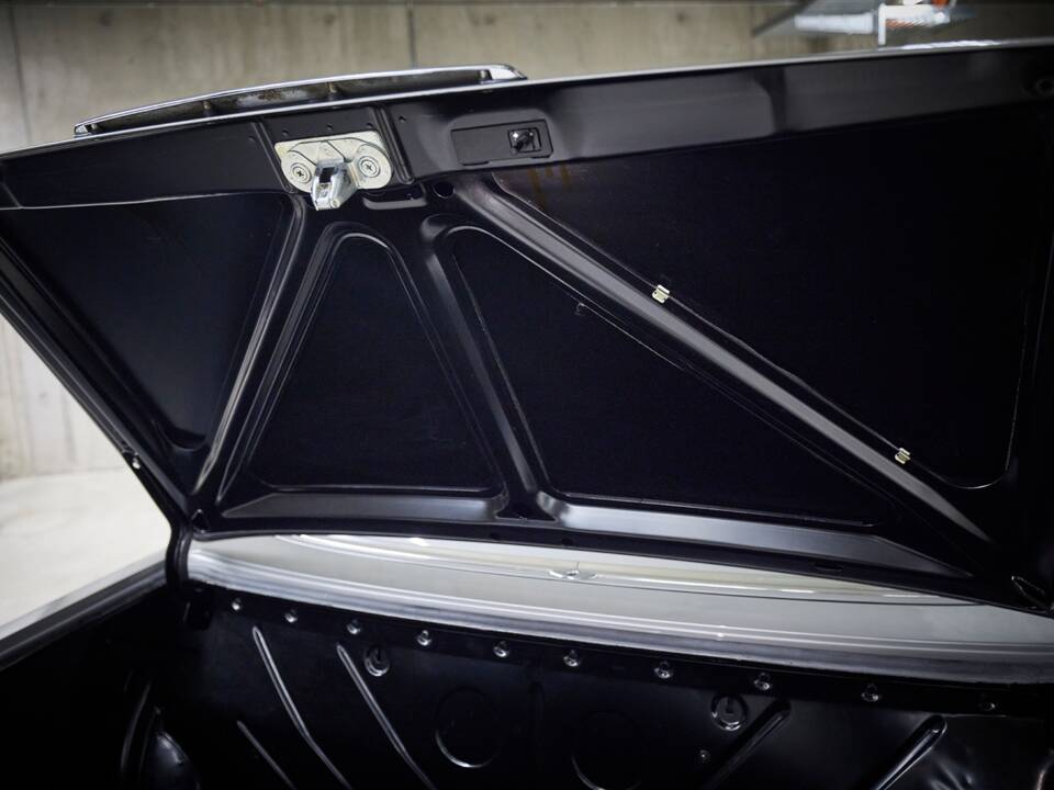 Image 53/100 de Mercedes-Benz 450 SL (1973)