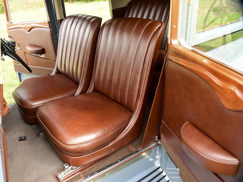 Image 22/50 of Rolls-Royce Phantom II (1934)