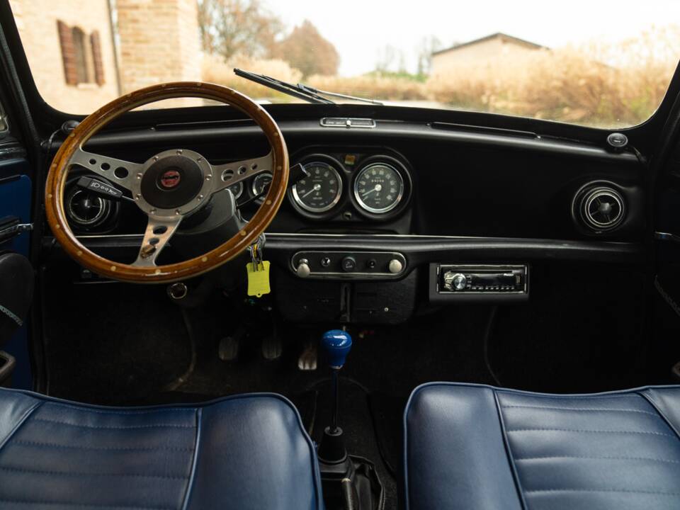 Image 17/33 de Morris Mini Cooper S 1275 &quot;Radford&quot; (1971)