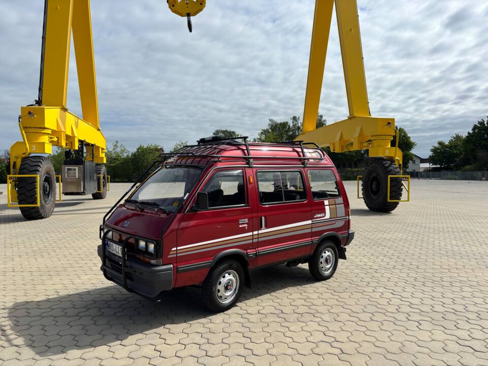 Image 10/25 of Subaru Libero 1.2 (1991)