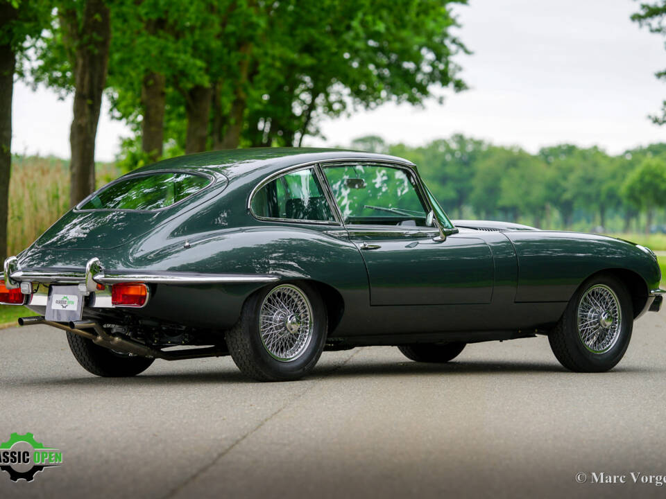 Afbeelding 53/61 van Jaguar E-Type (2+2) (1969)