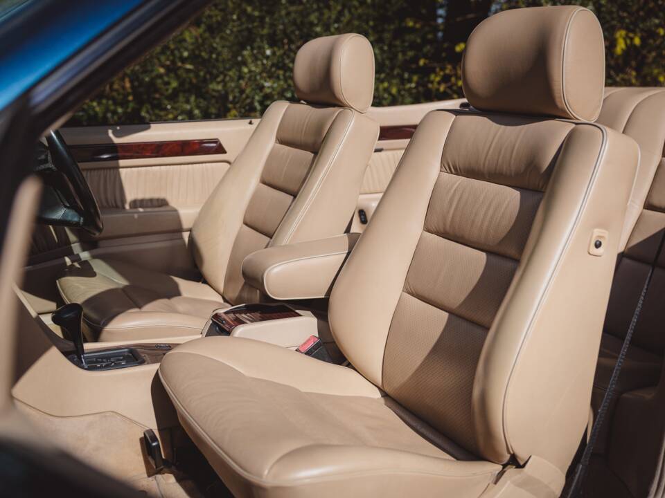 Imagen 17/41 de Mercedes-Benz E 220 (1995)