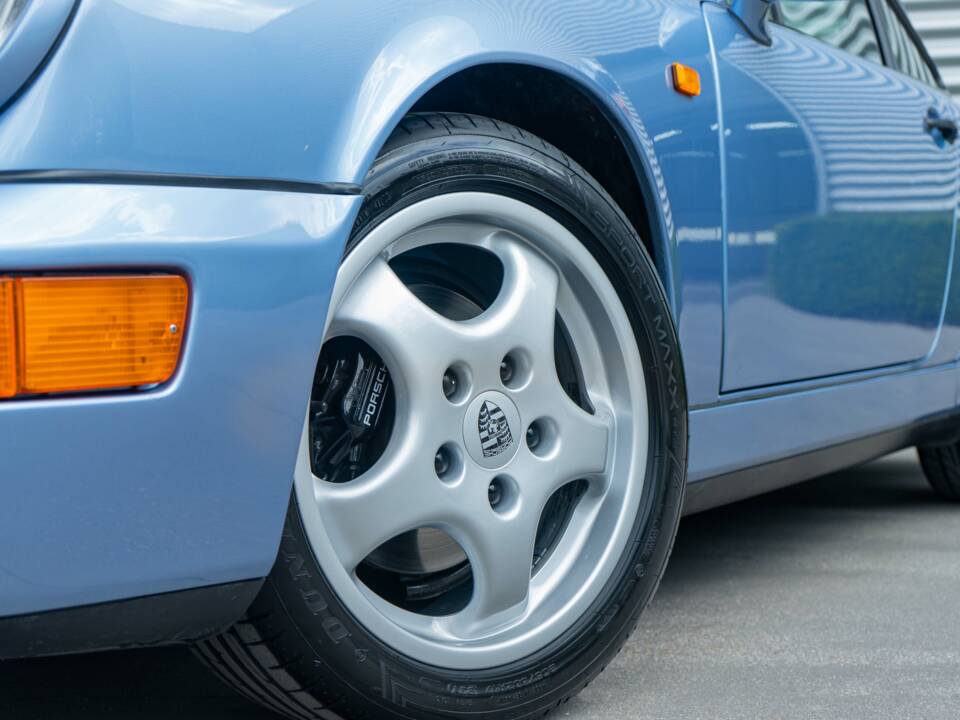 Afbeelding 3/42 van Porsche 911 Carrera 4 (1992)