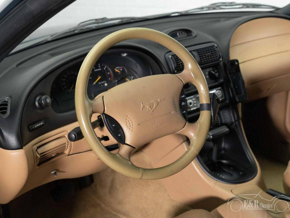 Bild 10/19 von Ford Mustang GT (1994)