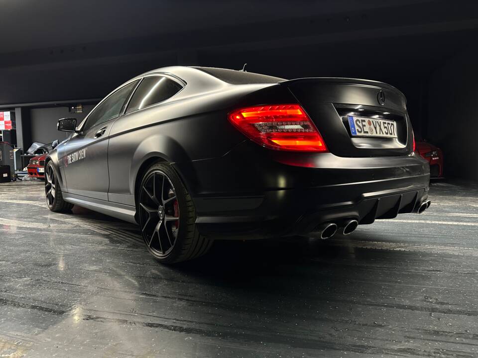 Image 6/21 of Mercedes-Benz C 63 AMG &quot;Edition 507&quot; (2013)