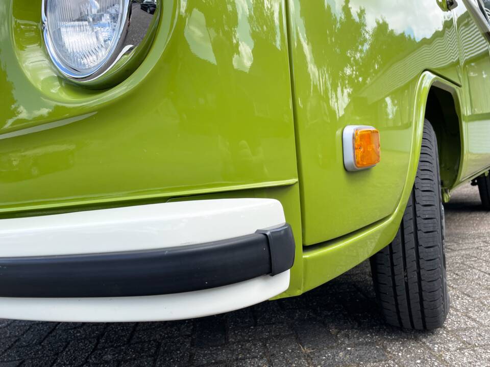 Image 6/73 of Volkswagen T2b Kombi (1978)