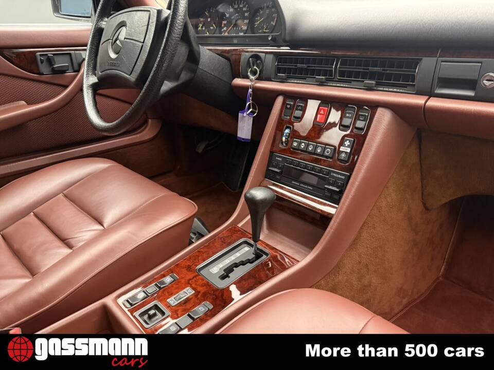 Image 14/15 de Mercedes-Benz 500 SEC (1984)