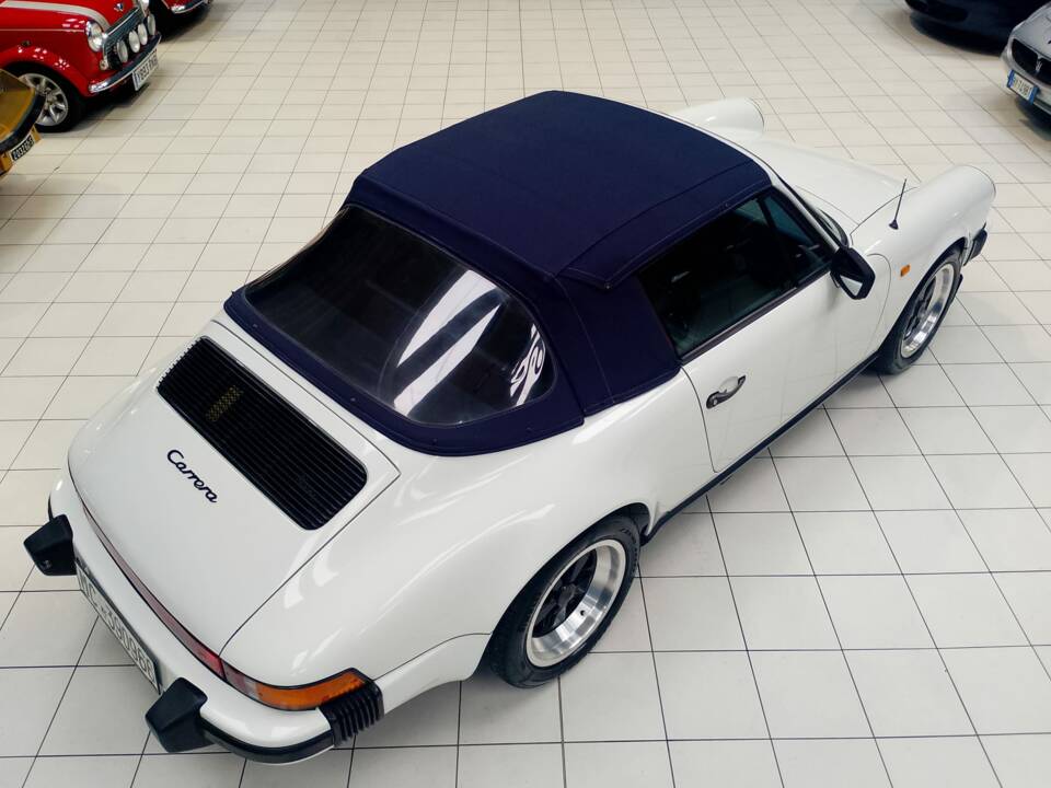 Bild 15/77 von Porsche 911 Carrera 3.2 (1984)