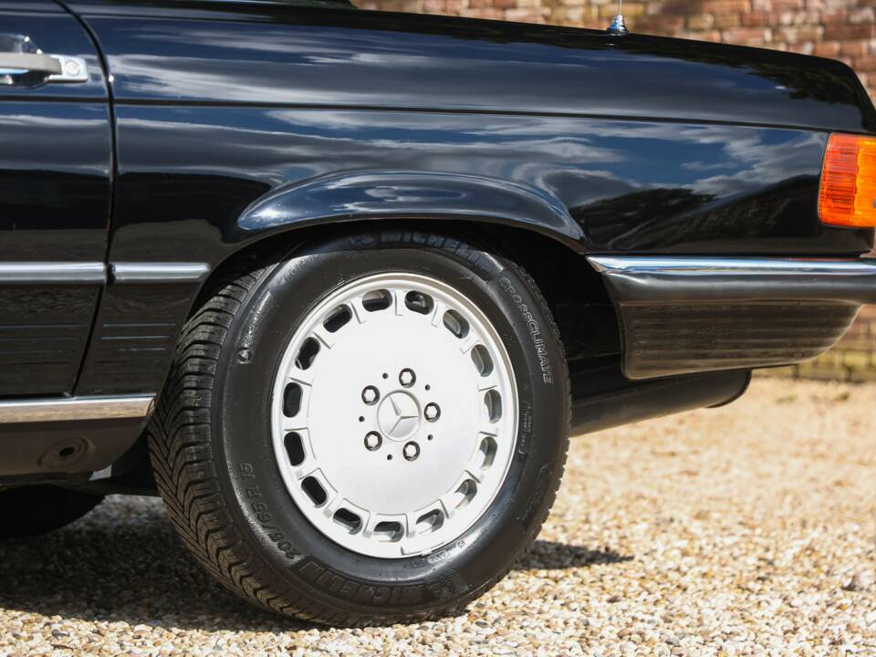 Image 25/50 de Mercedes-Benz 420 SL (1986)