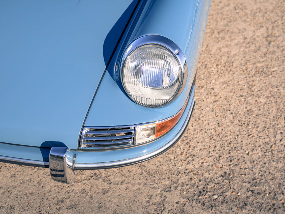Image 15/49 of Porsche 911 2.0 (1964)