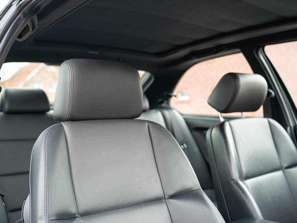 Bild 32/47 von BMW 323ti Compact (1998)