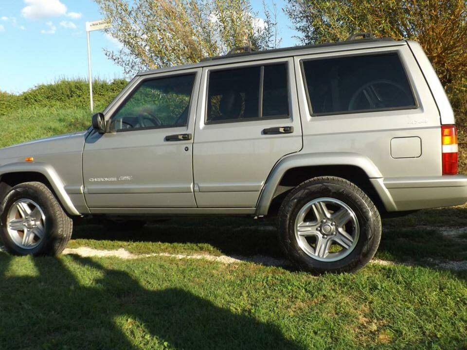Image 49/50 of Jeep Cherokee 2.5 TD (2000)