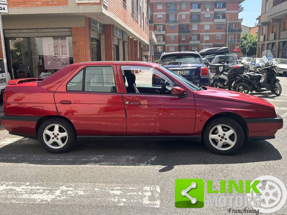 Afbeelding 3/10 van Alfa Romeo 155 1.7 Twin Spark (1995)