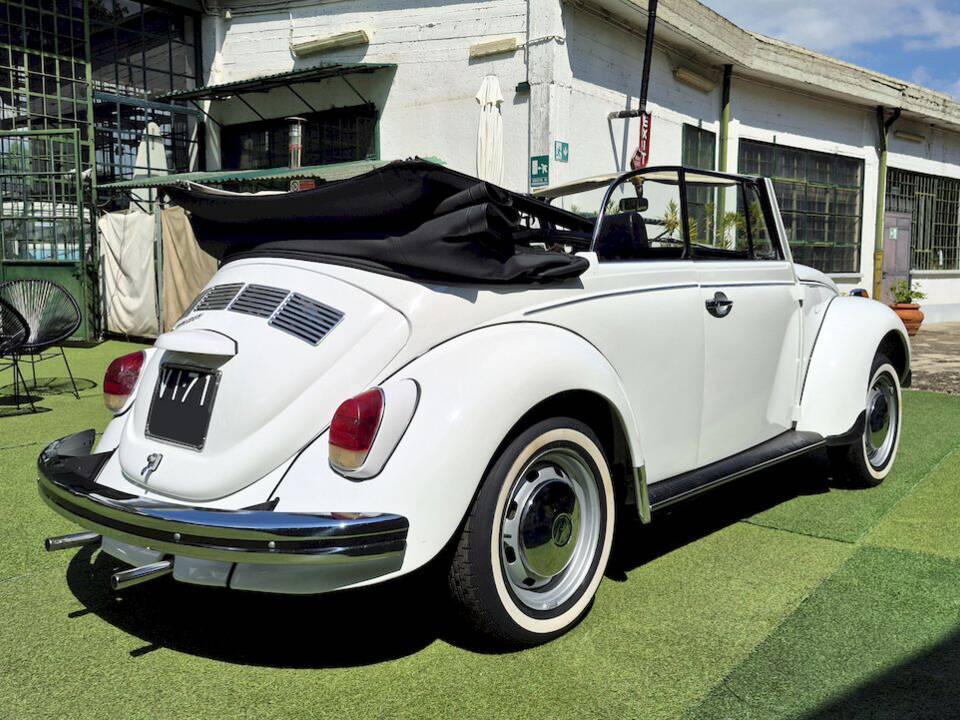 Image 13/73 of Volkswagen Beetle 1300 (1972)