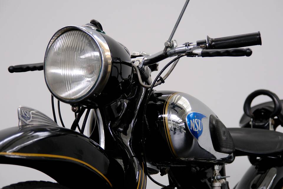Immagine 28/82 di NSU Lux (1952)