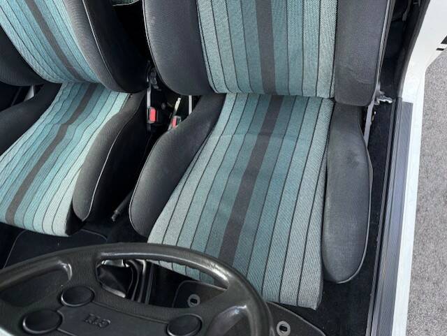 Image 11/22 of Volkswagen Golf Mk I GTI 1.8 (1983)